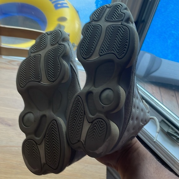 Women’s Jordan’s shoes - Picture 4 of 4